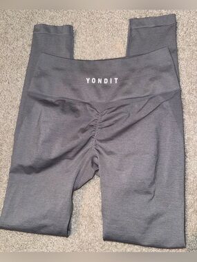 YONDIT Scrunch Compression Leggings